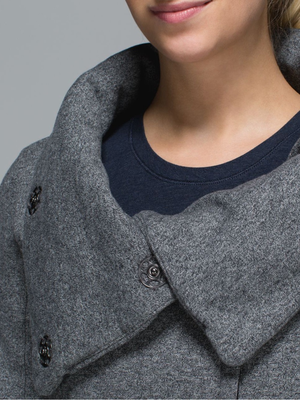 Lululemon Karmacollected Jacket in Heathered Speckled Black Size: 8 - Picture 7 of 12
